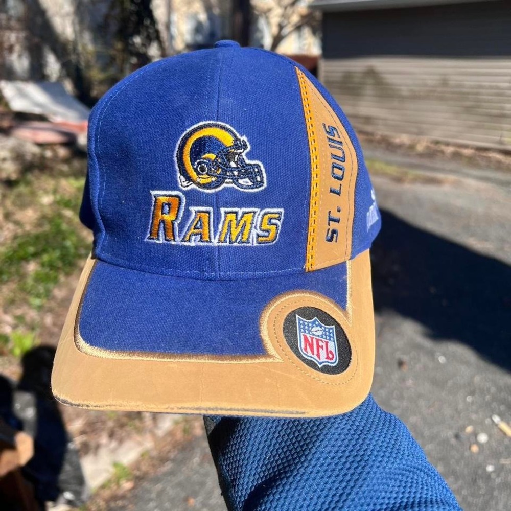 2000s St. Louis Rams NFL SnapBack hat